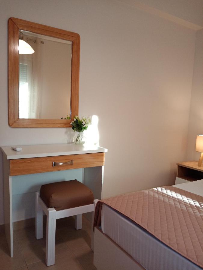 Roses 2 Apartment Skala Sotiros Ngoại thất bức ảnh
